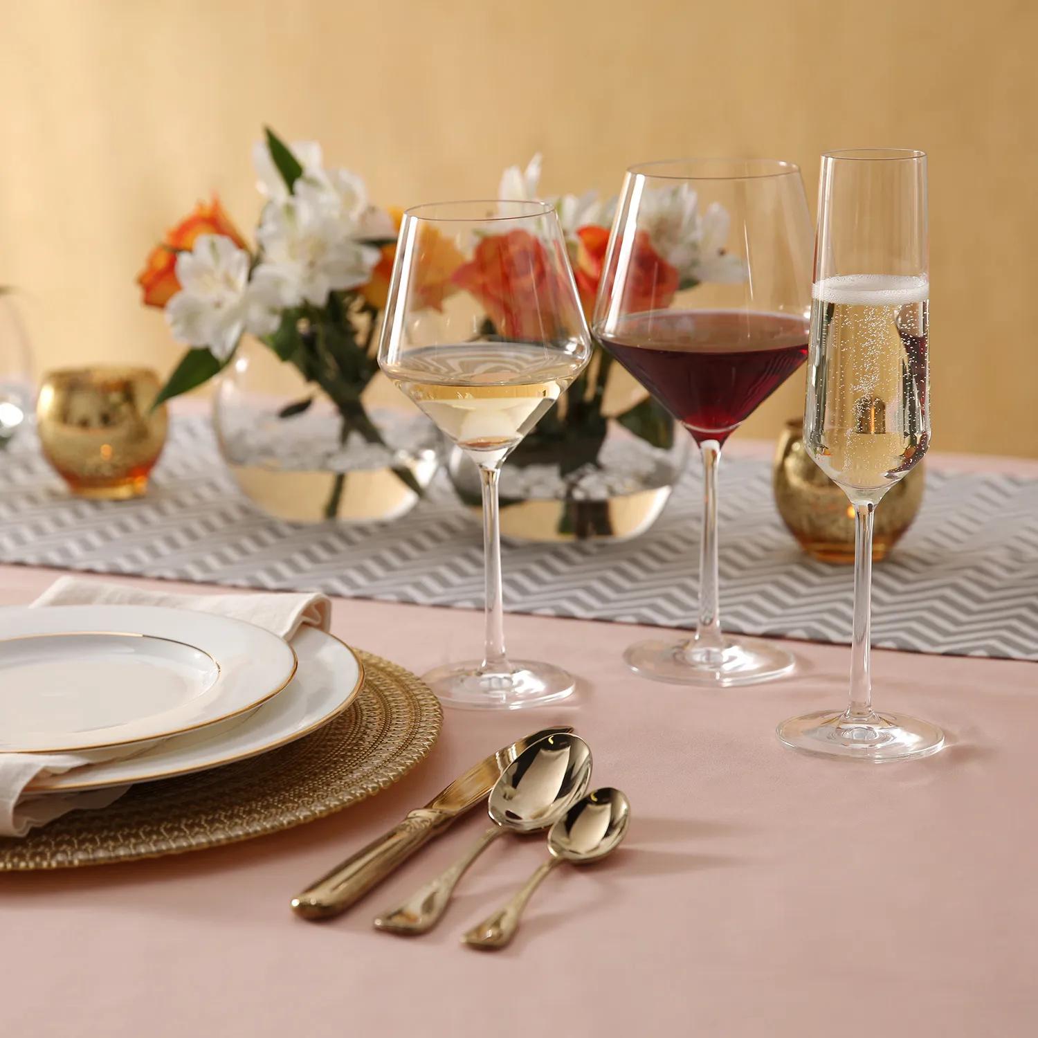 Schott Zwiesel Pure Light-Bodied Red Wine Glasses