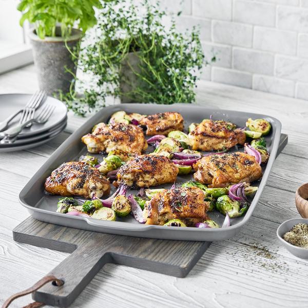 GreenPan Elite Ceramic Nonstick Ovenware, Half Sheet Pan - thumbnail 2