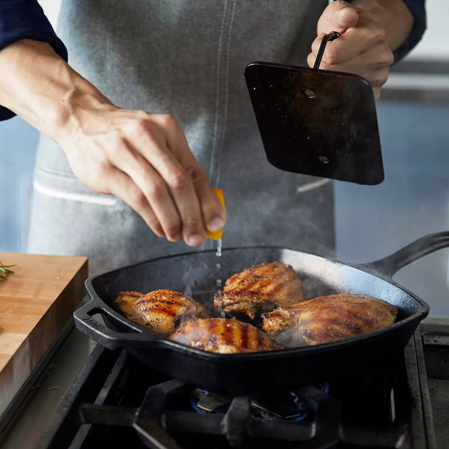 Sur La Table Cast-Iron Garlic Roaster, Black 1 ct