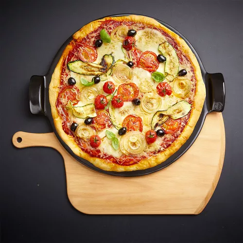 Emile Henry Pizza Set
