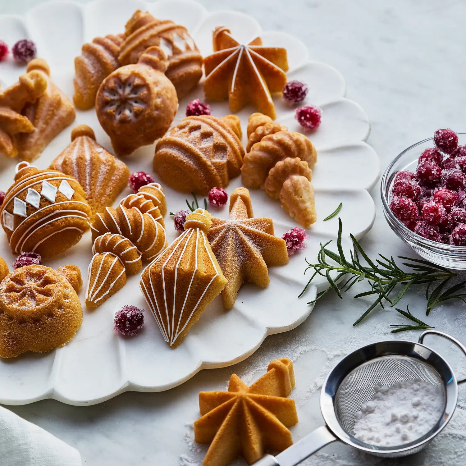 Nordic Ware Ornament Cakelet Pan