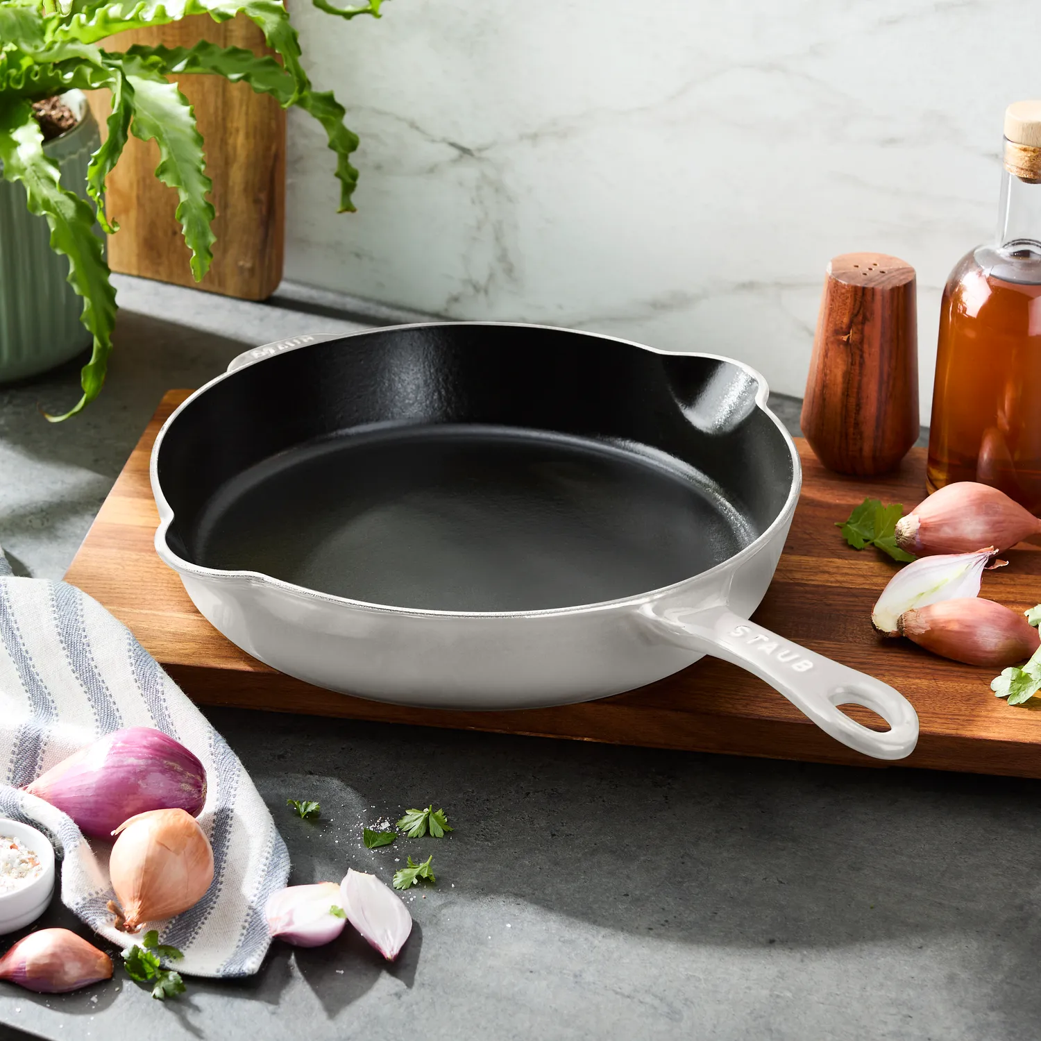 Staub Traditional Skillet, 11"