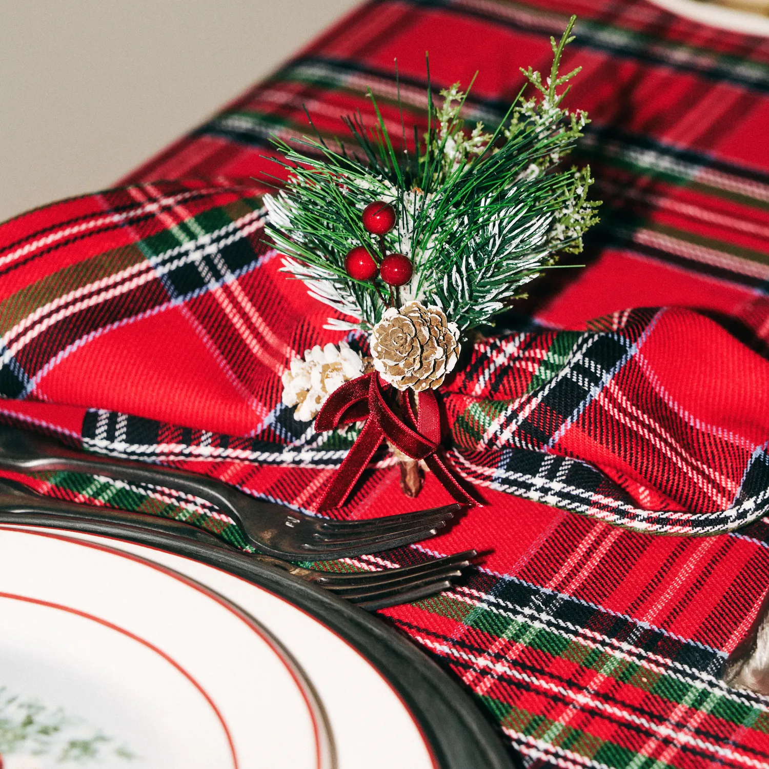 Sur la table Plaid Napkins, Set of 4