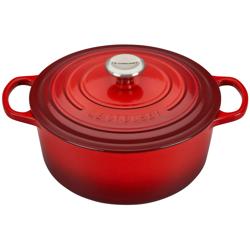 Le Creuset Signature Round Dutch Oven, 5.5 Qt. Best birthday present this year!I love the color too