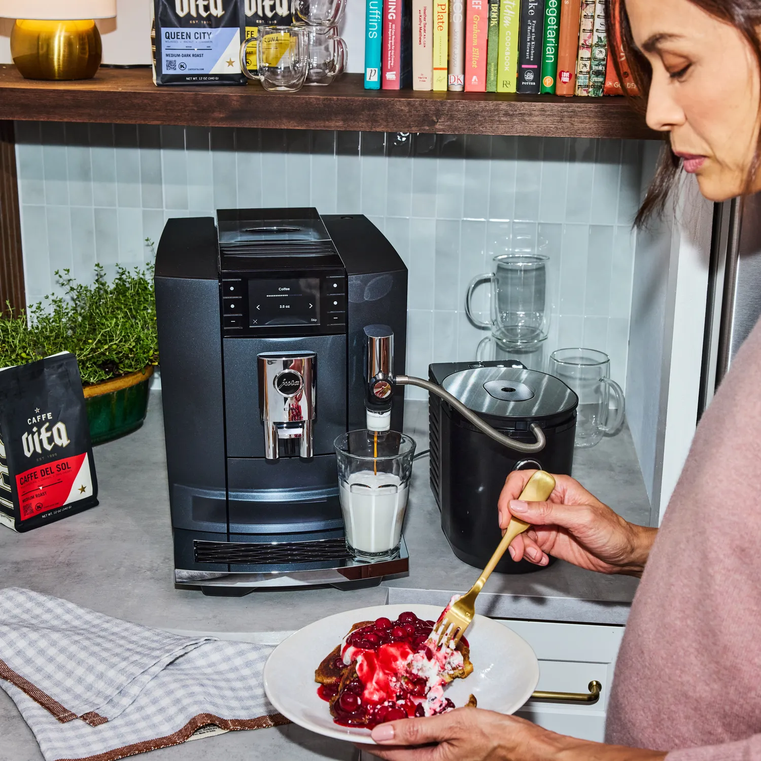 JURA E10 Automatic Coffee Machine
