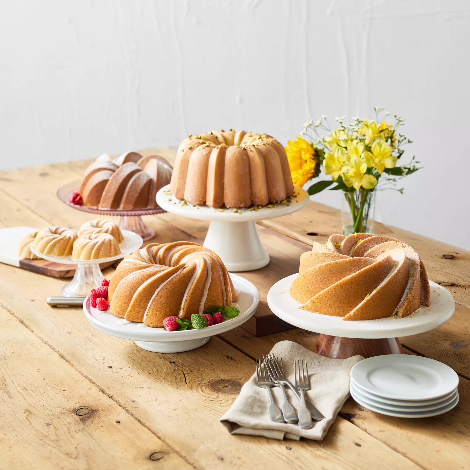 Nordic Ware Gold Toffee Swirl Mini Bundt Cake Pan