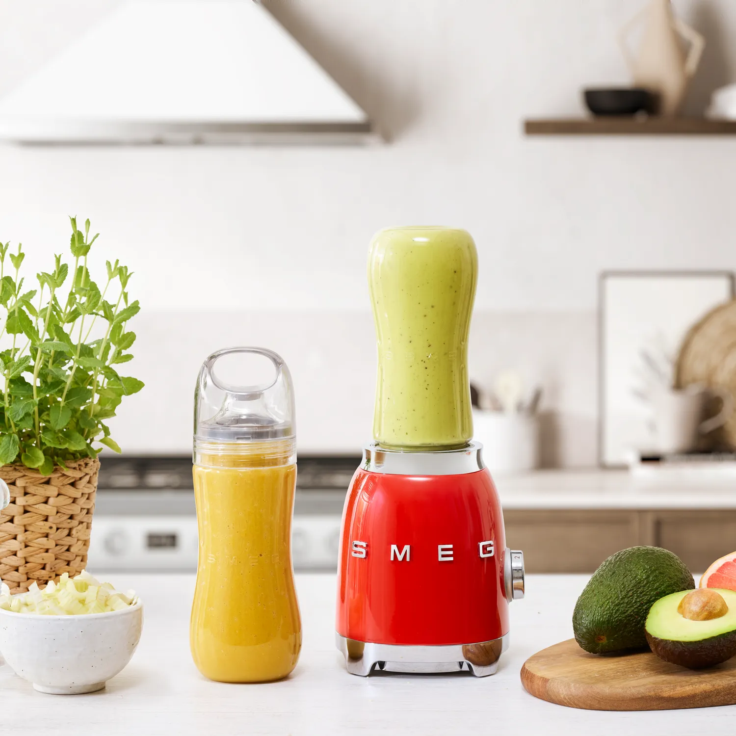 Smeg 50s Retro Style Aesthetic Personal Blender