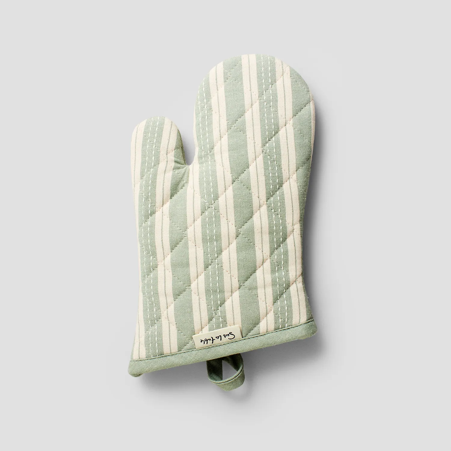 Sur la table Striped Oven Mitt