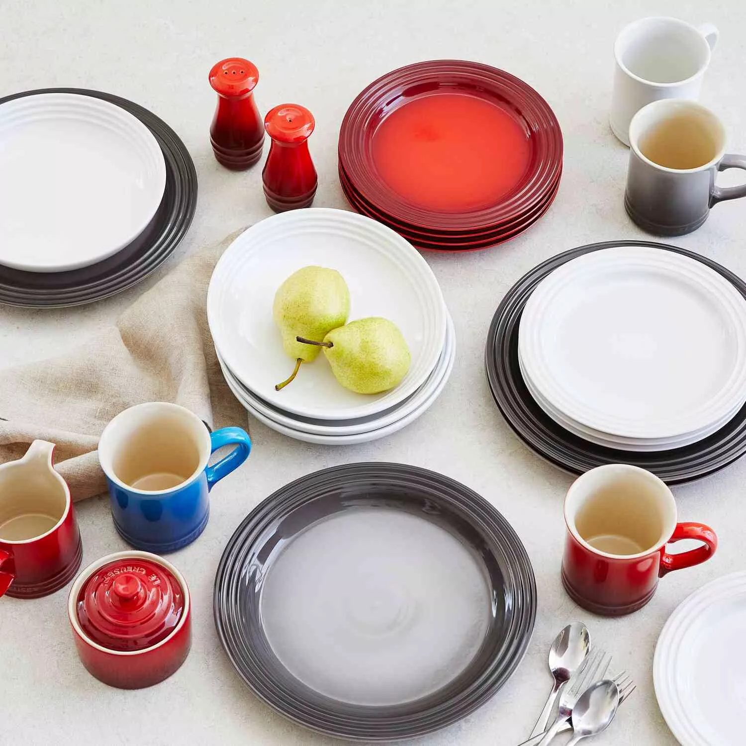 Le Creuset Mugs, Set of 4