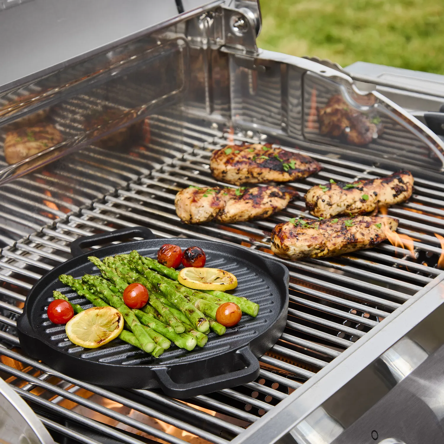 Sur La Table Reversible Cast Iron Griddle Pan