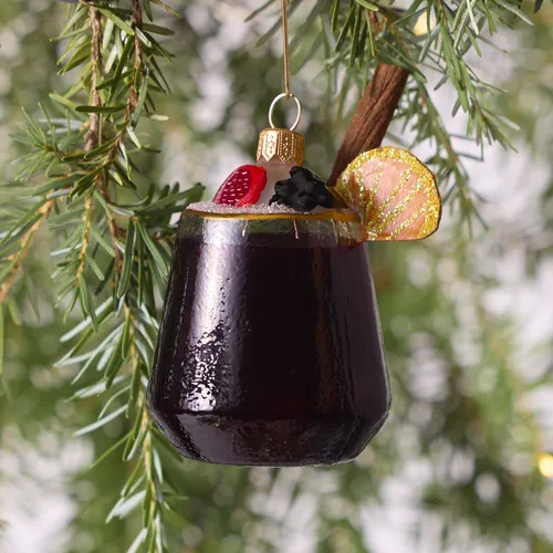 Sur la table Sangria Ornament