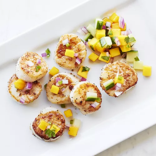Salt Block Scallops with Fresh Mango-Cilantro Relish