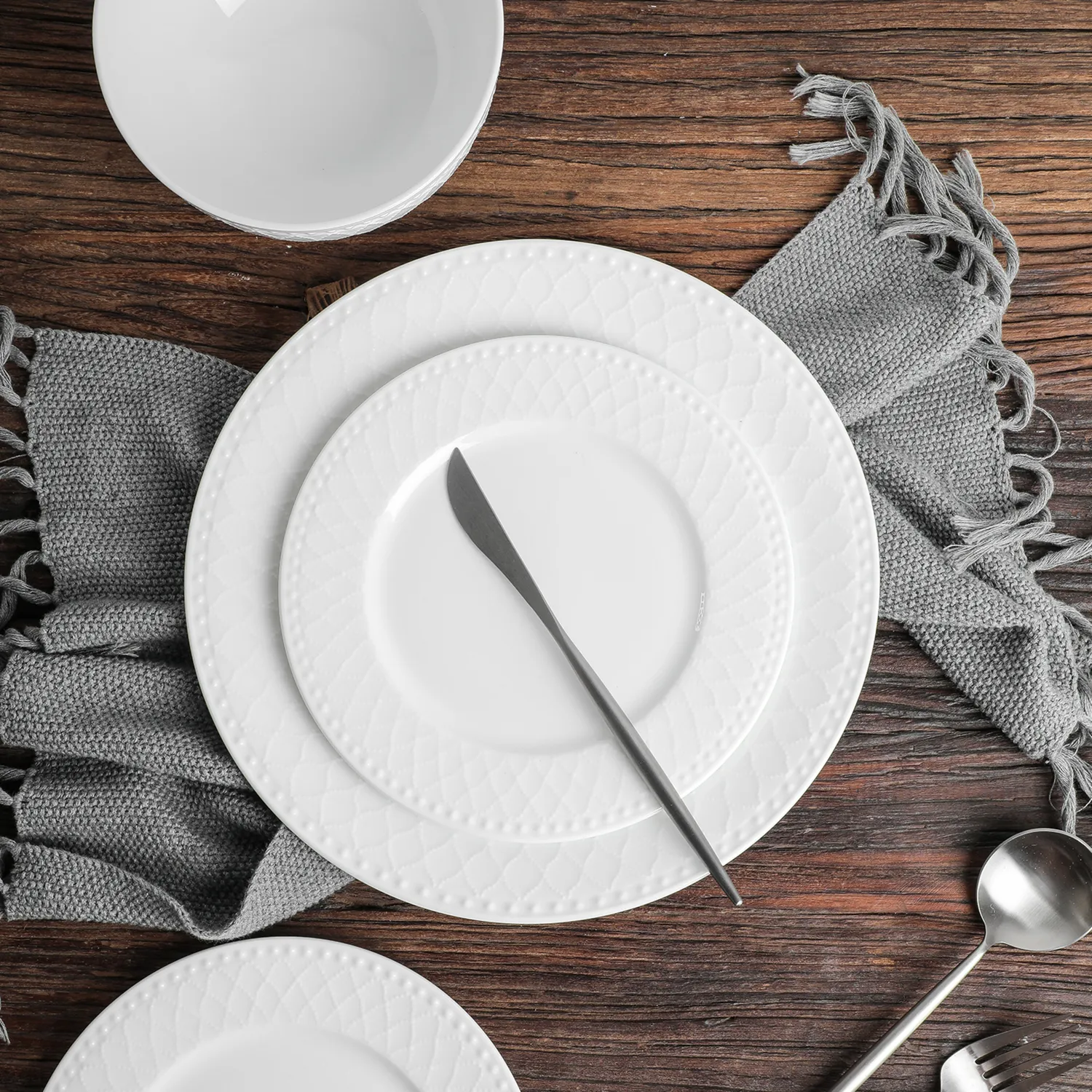 Stone Lain Alexandria Bone China 16-Piece Dinnerware Set