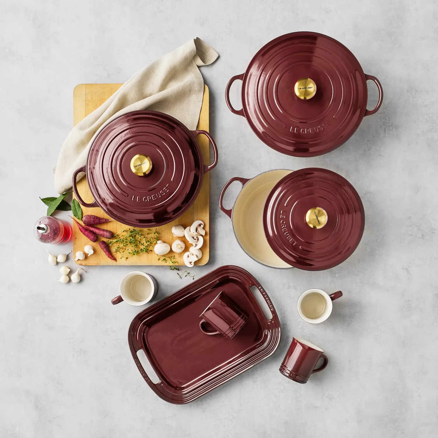 Le Creuset Signature Braiser, 3.5 qt.