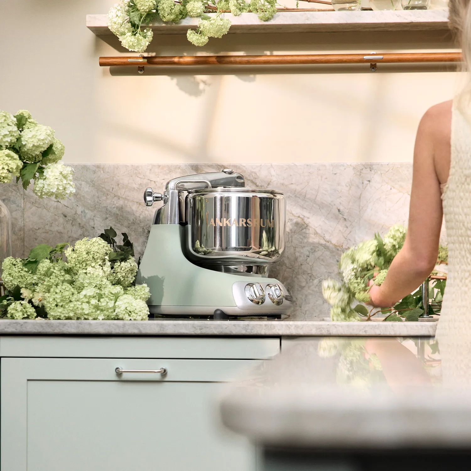 Ankarsrum Assistent® Original Stand Mixer, 7 Qt. 