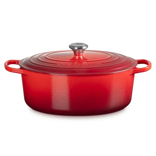 Le Creuset Signature Oval Dutch Oven, 8 qt.