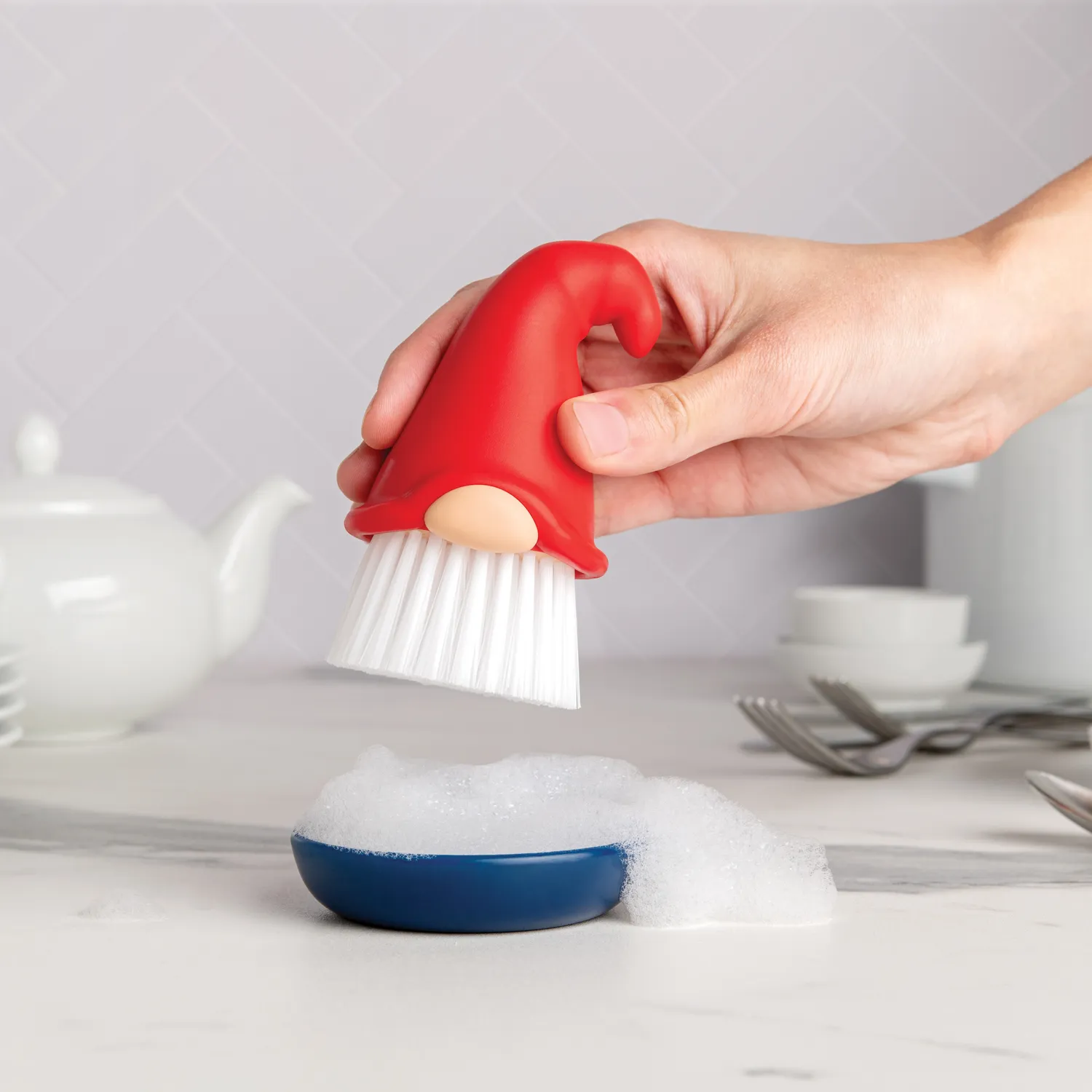 Ototo Beardy Gnome Dish Brush