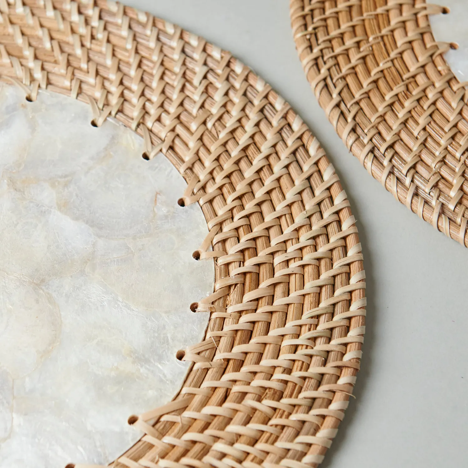Kubo Capiz Shell Placemats, Set of 2