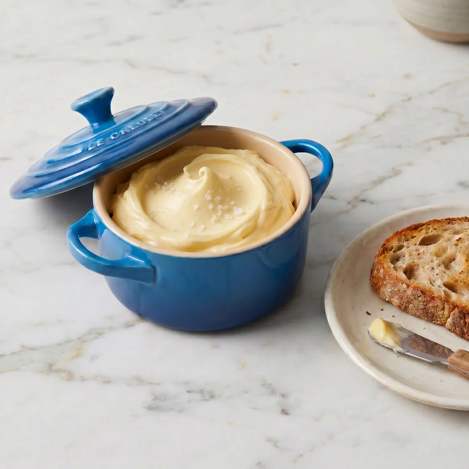 Classic Comforts x Le Creuset - image 4