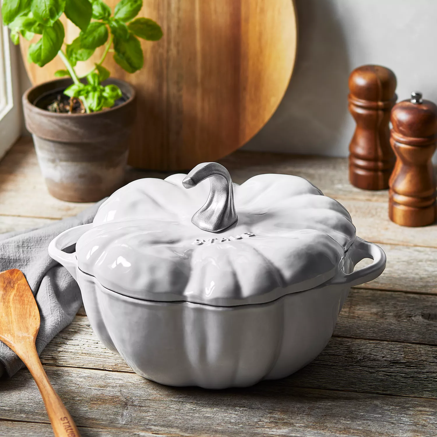 Staub Cast Iron Pumpkin Cocotte, 3.5-Quart, White