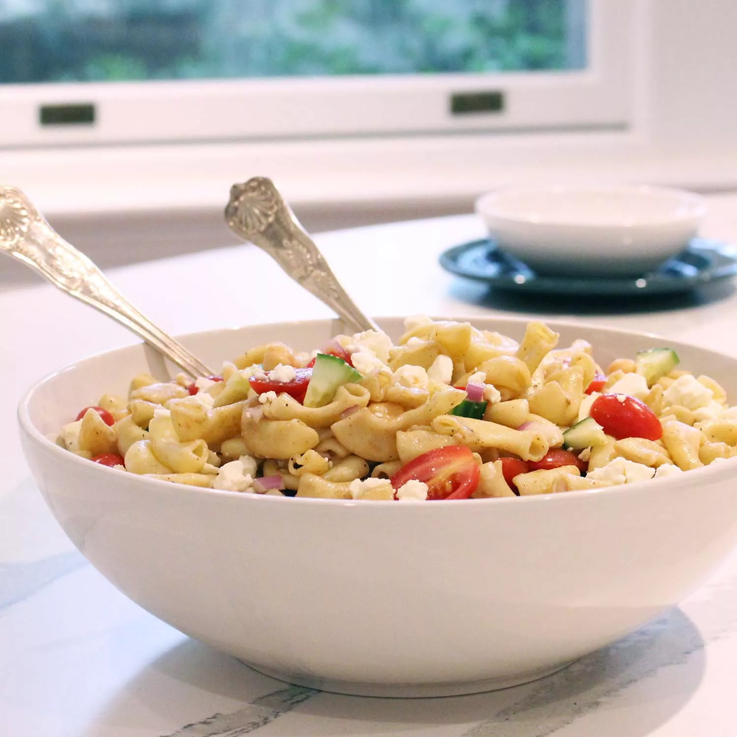 Emile Henry Serve Bowl, 11"