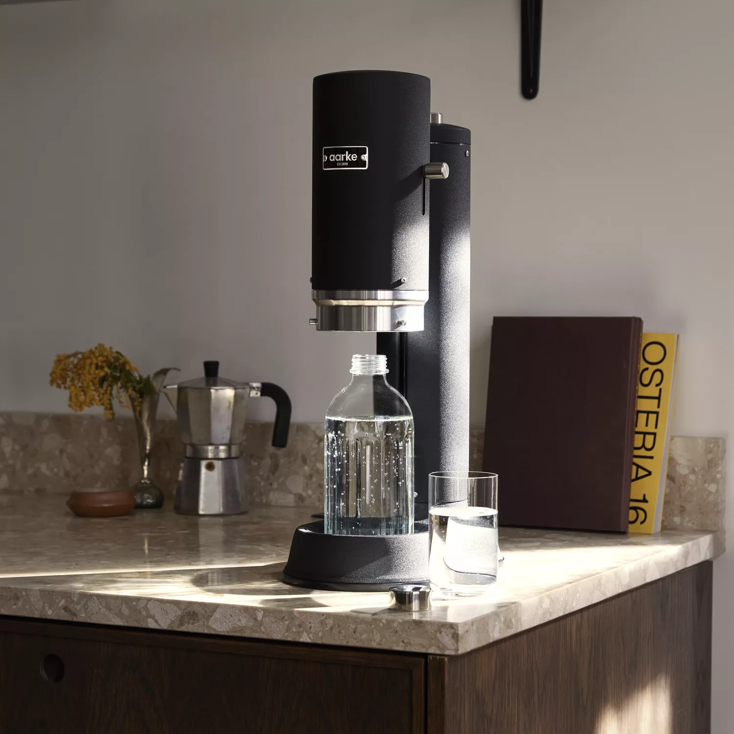 Aarke Sparkling Water Carbonator Pro