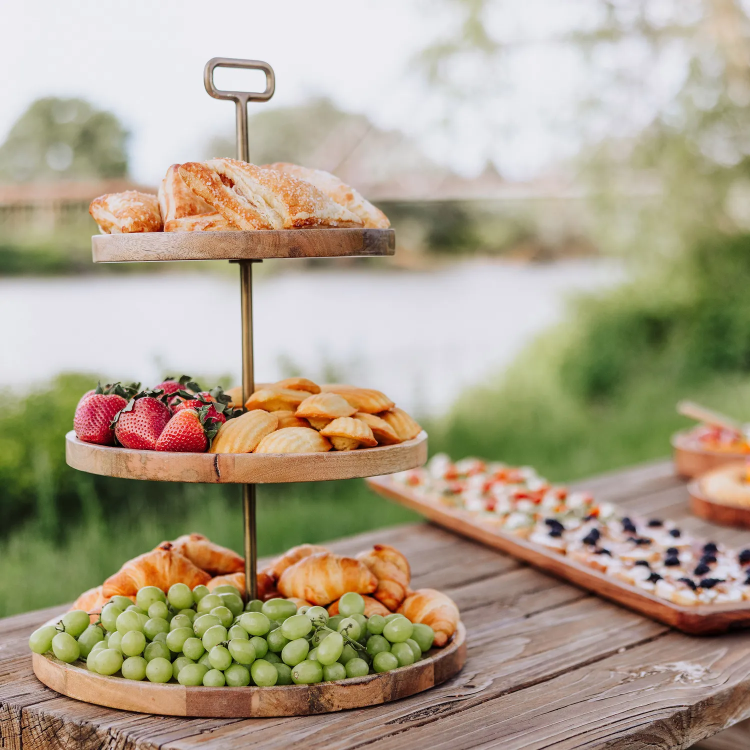 Picnic Time Mango Wood 3-Tier Serving Tray