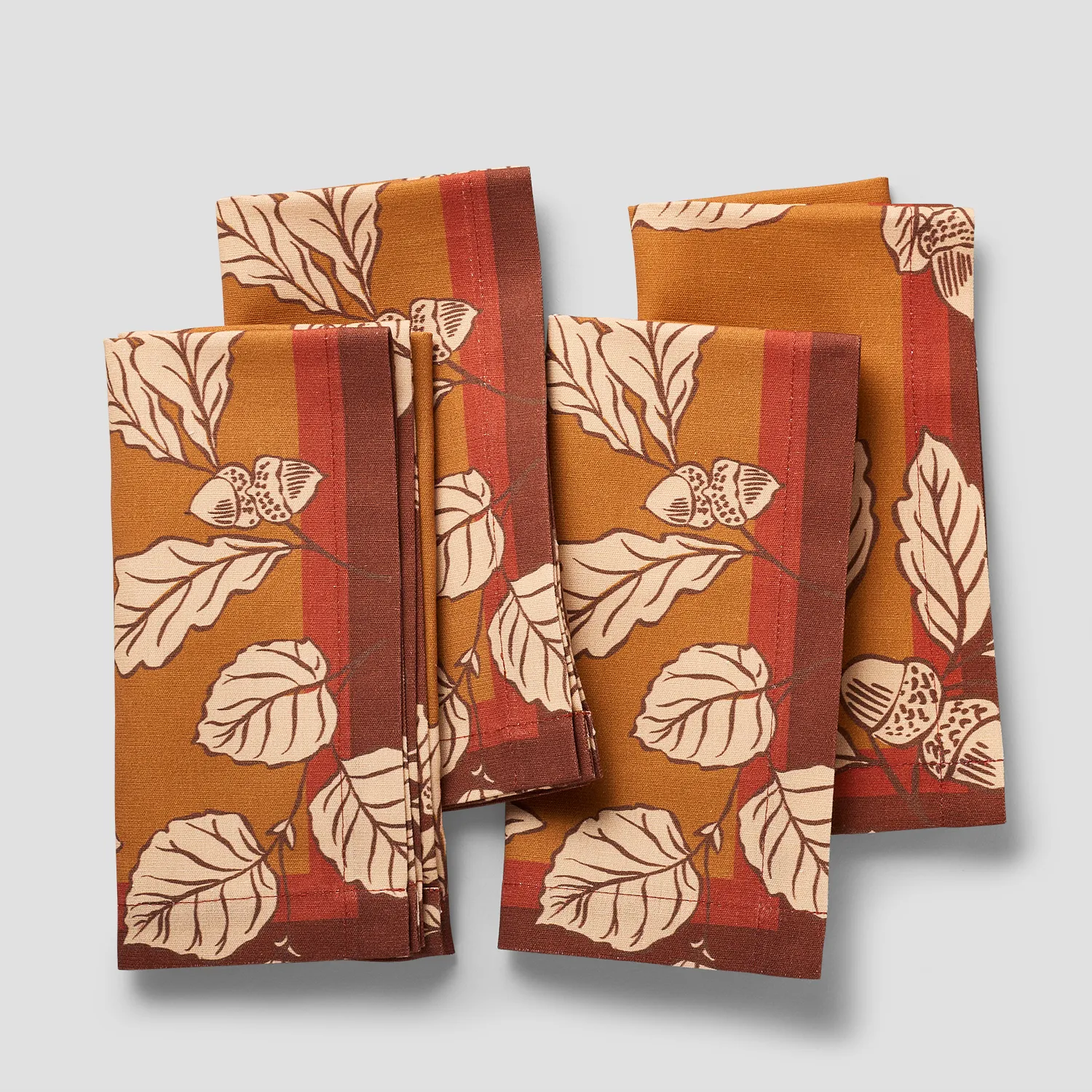 Sur la table Thanksgiving Harvest Napkins, Set of 4