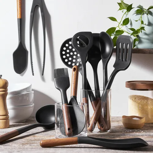 Staub Silicone & Wood Tool Sets