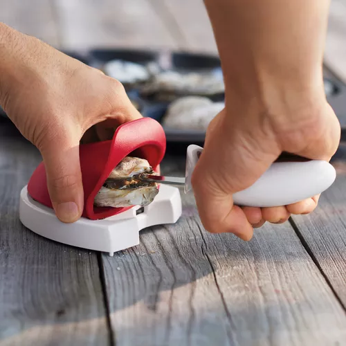 Zyliss Oyster Tool