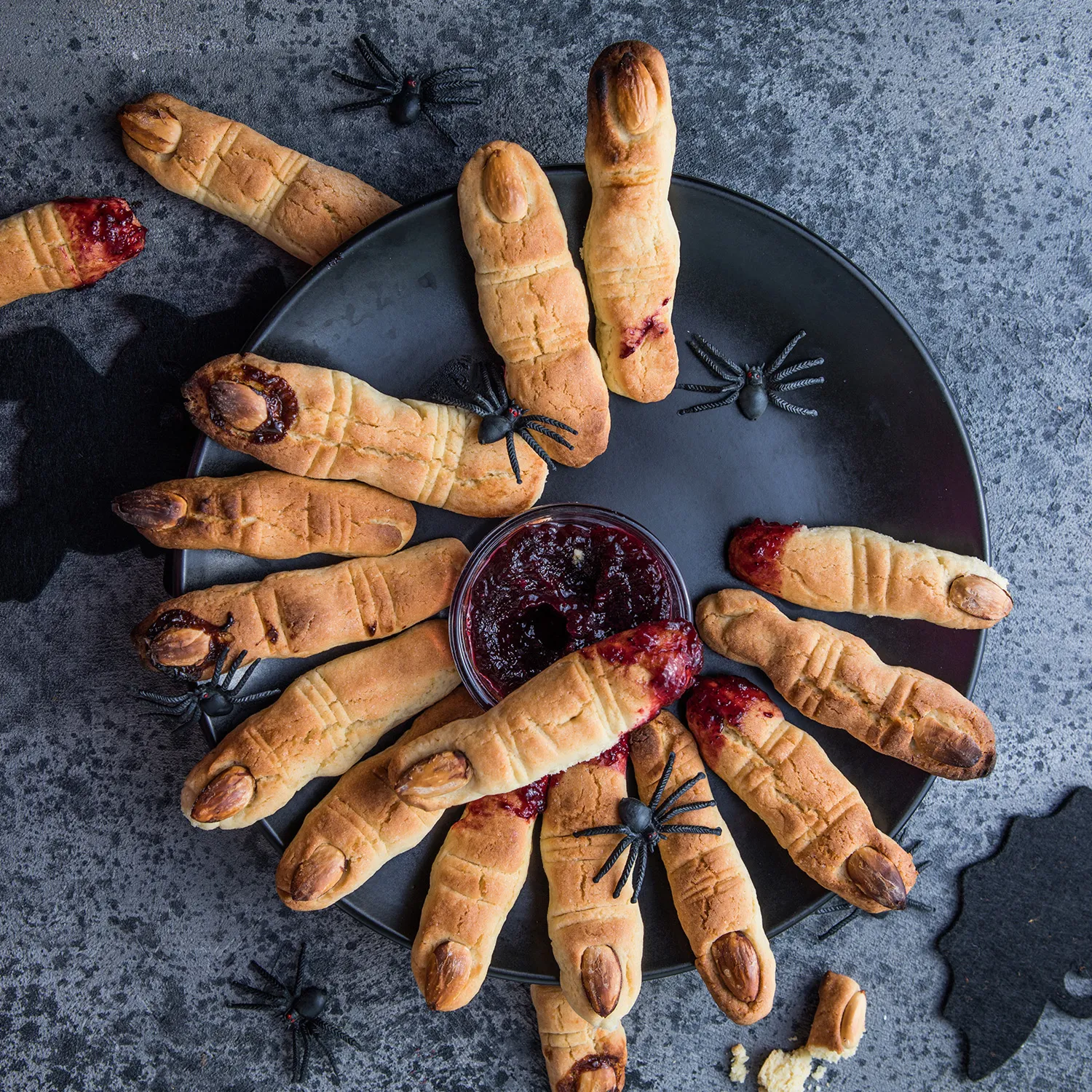 Family Fun: Halloween Cookies - image 1