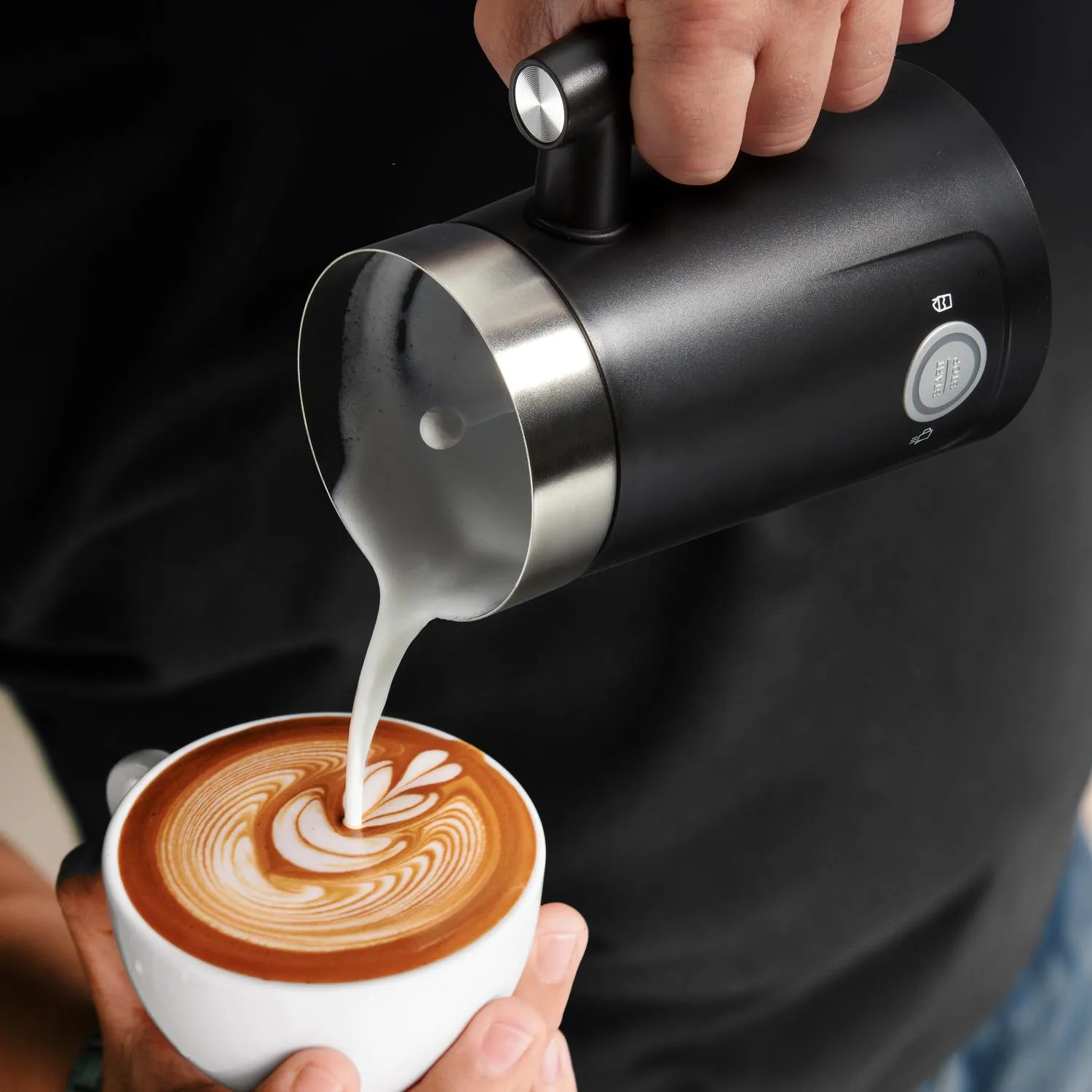 Cuisinart Hot/Cold Foam Milk Frother