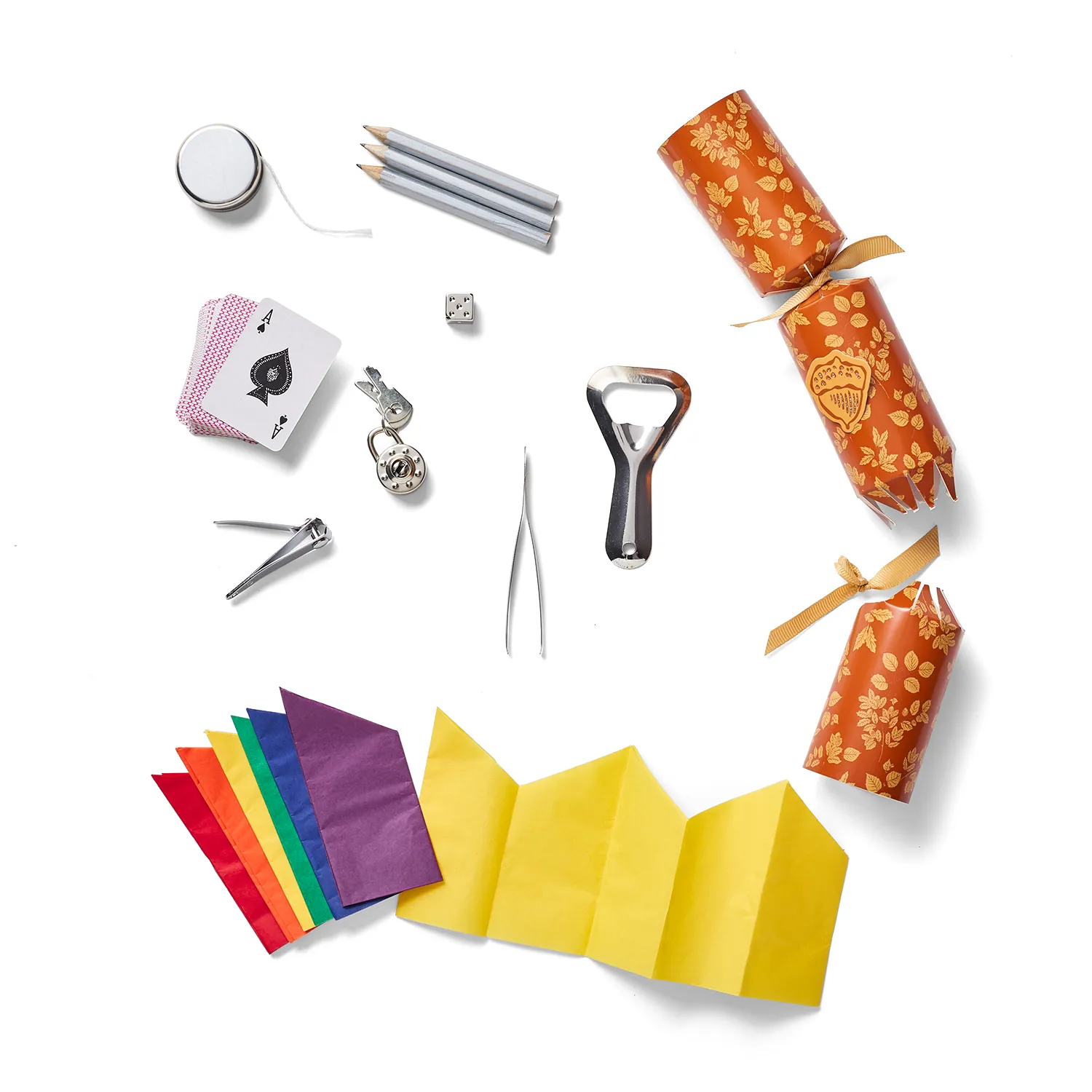 Sur la table Acorn Crackers, Set of 8
