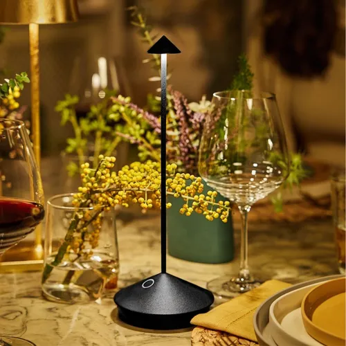 Zafferano Pina Pro Table Lamp