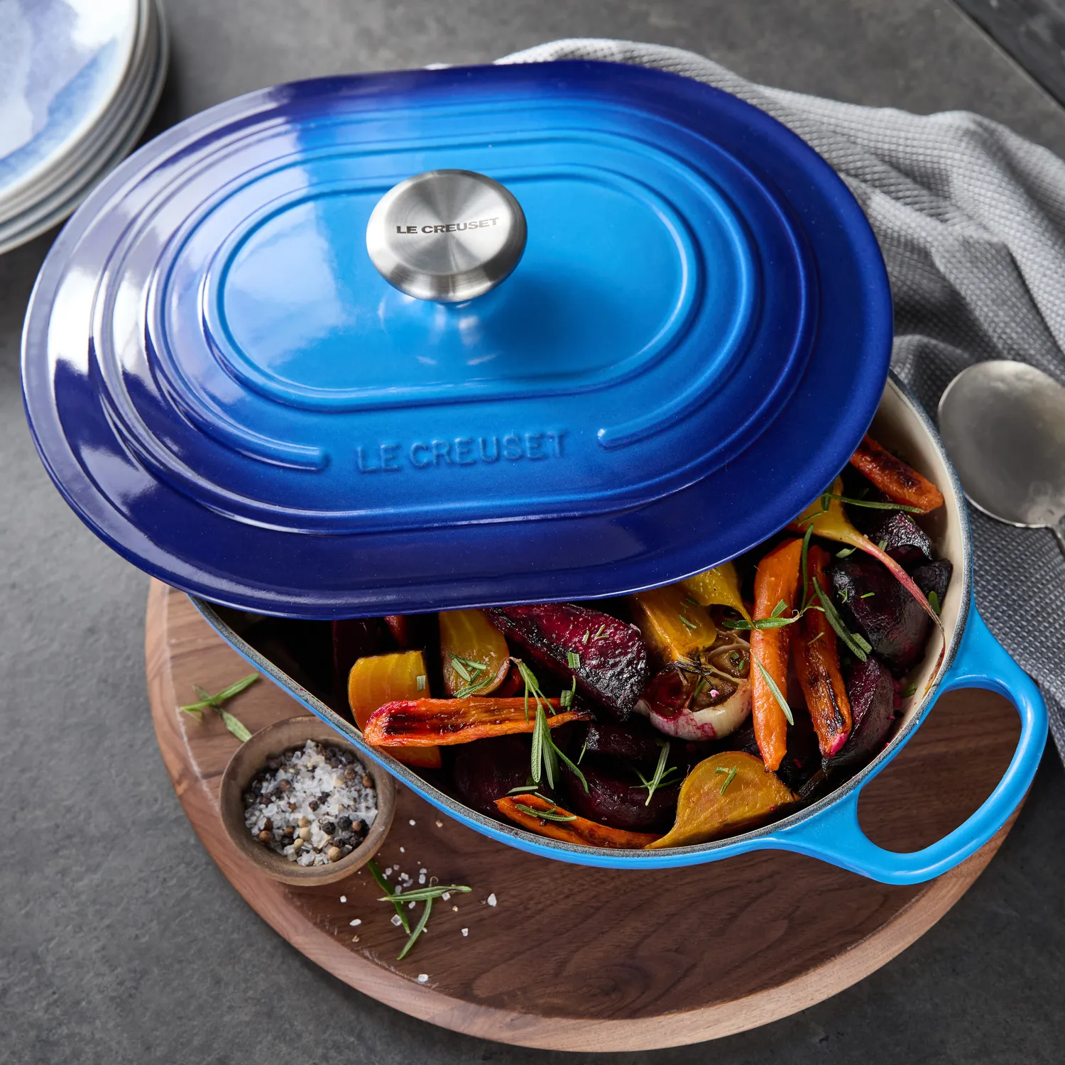 Le Creuset Signature Oval Casserole, 3.75 Qt.