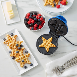 Dash Star Mini Waffle Maker