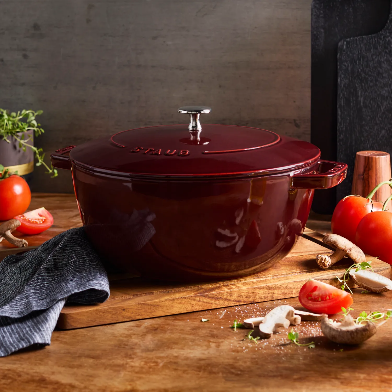 Staub Essential French Oven, 5 Qt. 