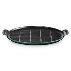 Le Creuset Round Bistro Grill, 12.5" Everything heats really evenly and I like the color (green)