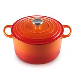 Le Creuset Signature Deep Round Dutch Oven, 6.5 qt.