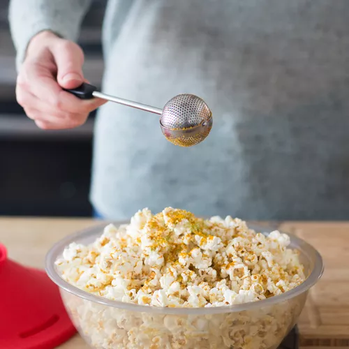 OXO Baker&#8217;s Dusting Wand