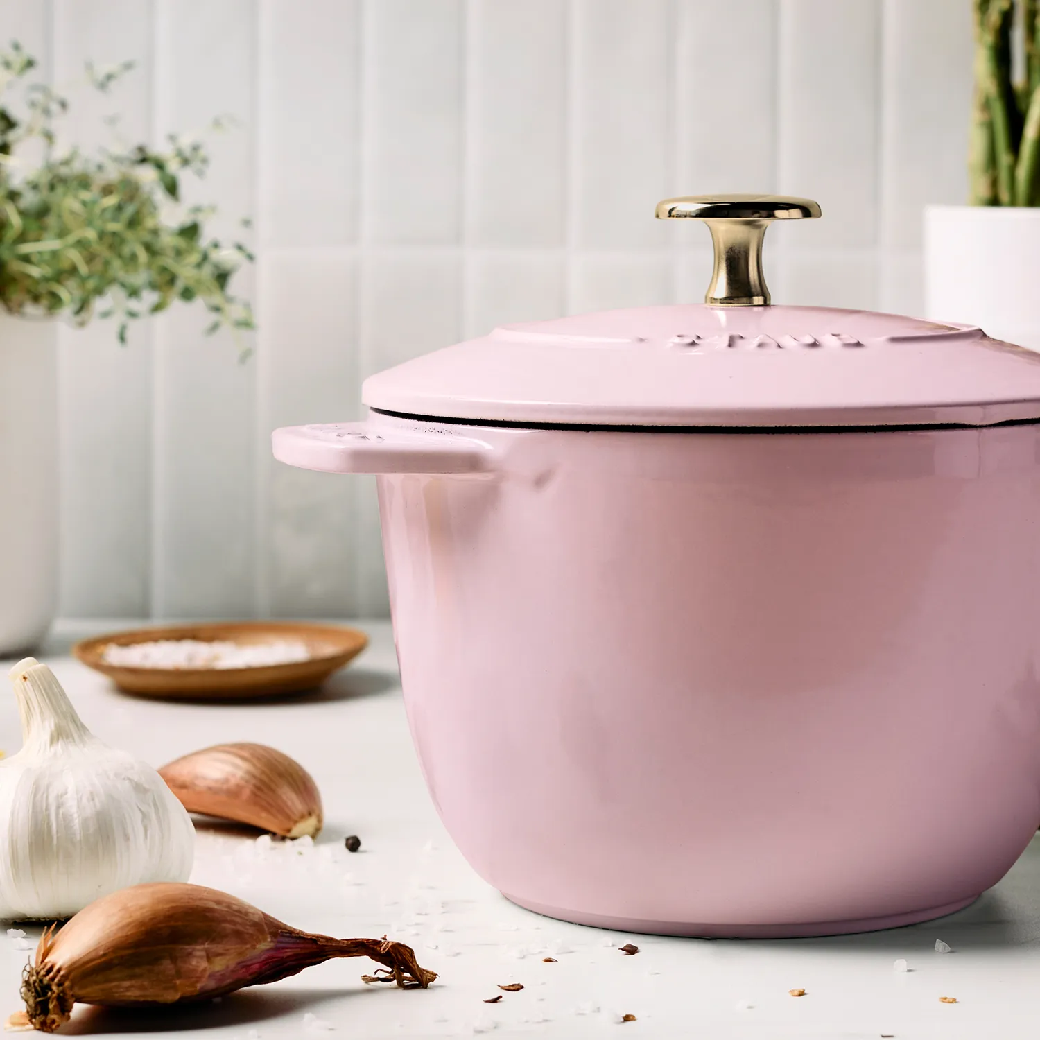 Staub Petite Round Oven, 1.5 qt.