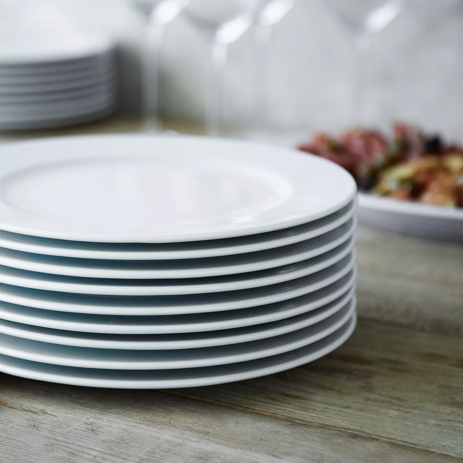 Sur La Table Bistro Round Dinner Plates