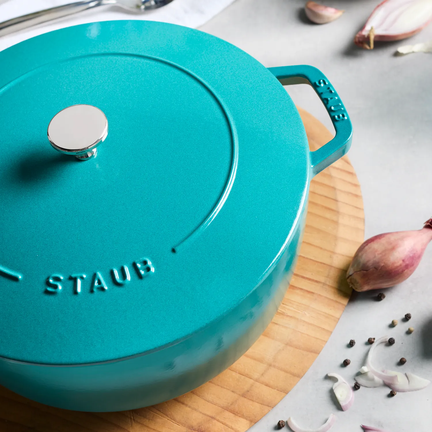 Staub Essential French Oven, 5 Qt. 