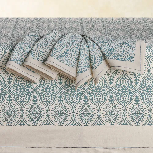 Sustainable Threads Motifs Fog Tablecloth