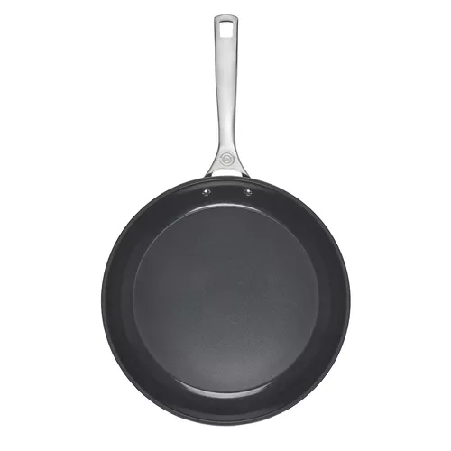 Le Creuset Essential Ceramic Nonstick Shallow Skillet