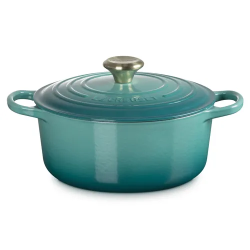 Le Creuset Signature Round Dutch Oven, 4.5 qt.