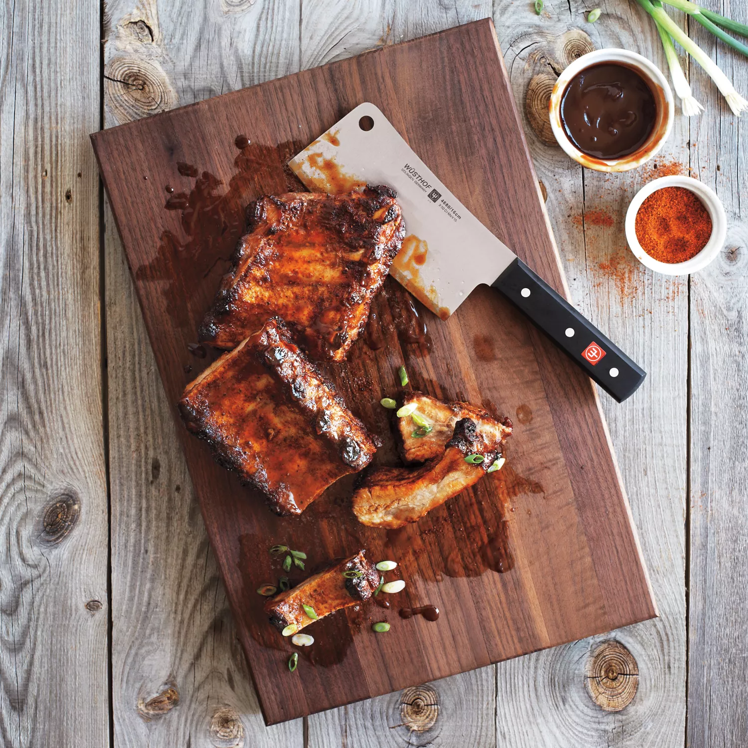 John Boos & Co. Walnut Edge-Grain Cutting Board, 18" x 12" x 1½"