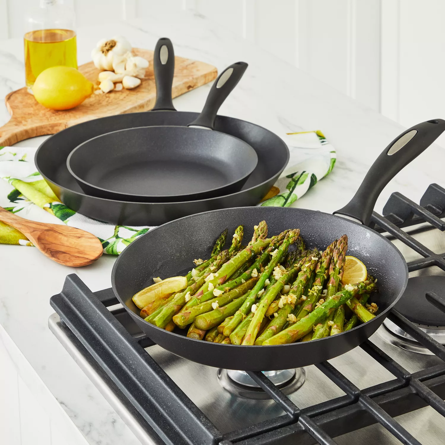 Order a Durable 3-Piece Nonstick Fry Pan Set, Buy the ES5 3- Piece Fry Pan  Set at SCANPAN