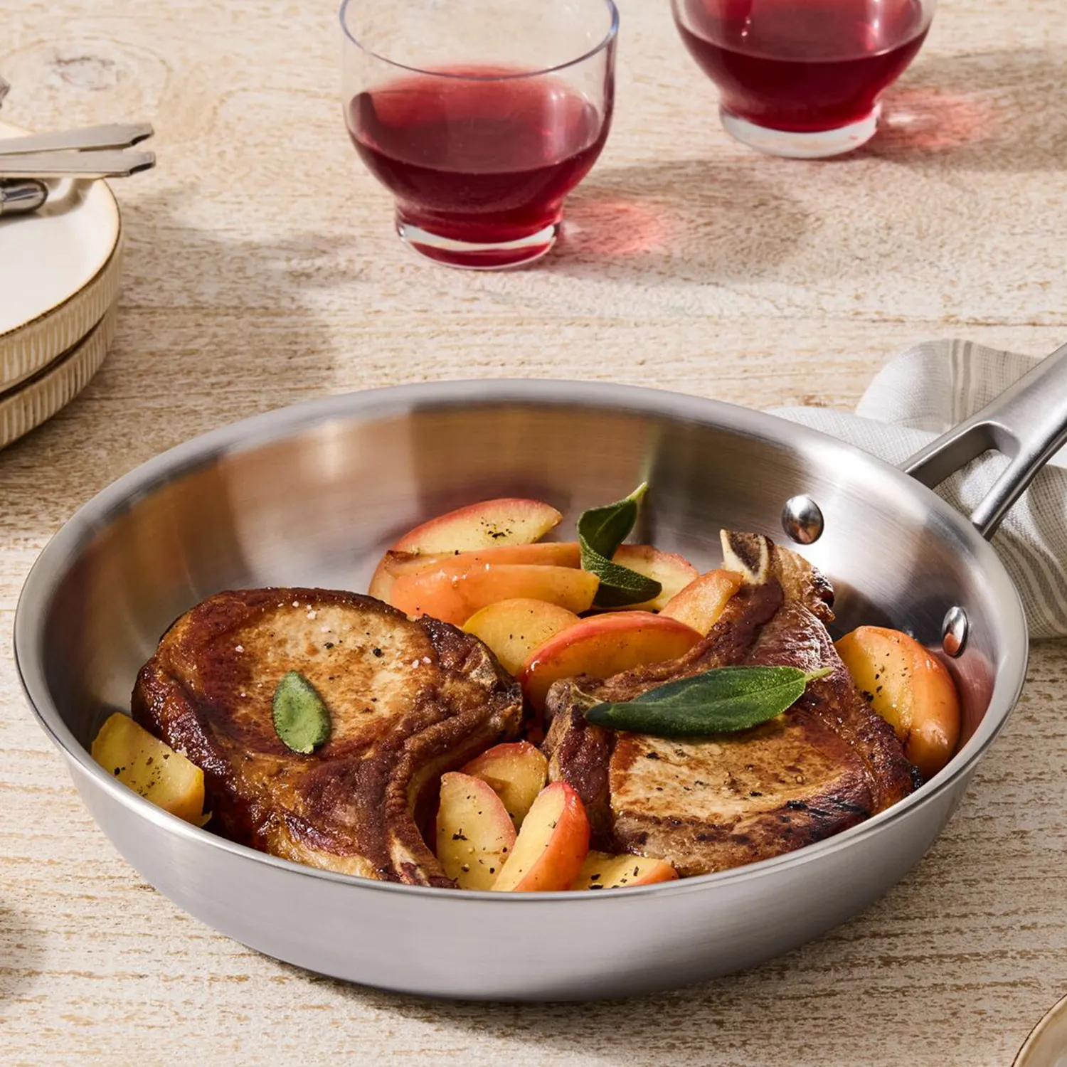 Le Creuset Essential Stainless Steel Skillet 