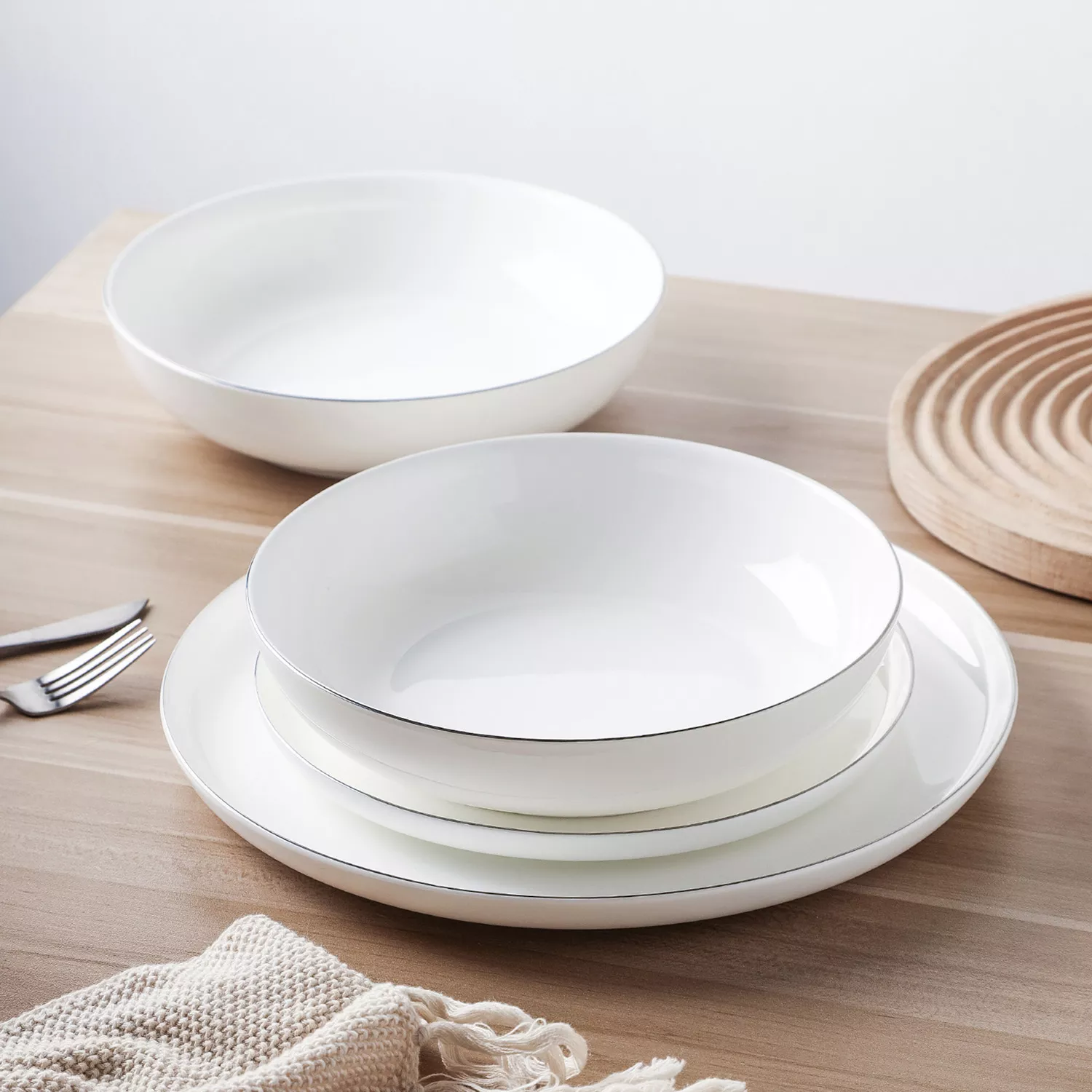 Stone Lain Gabrielle Bone China 12-Piece Round Dinnerware Set